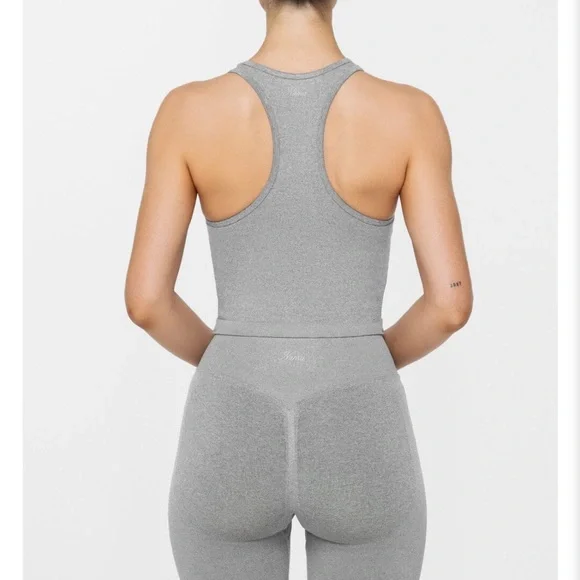 Sculpt™ Racer Top - Picture 4 of 4